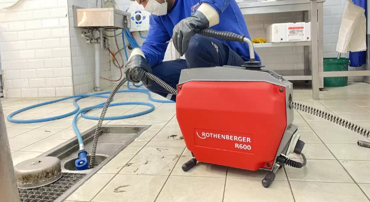 Kartepe Tesisatci Gider Klozet Açma 